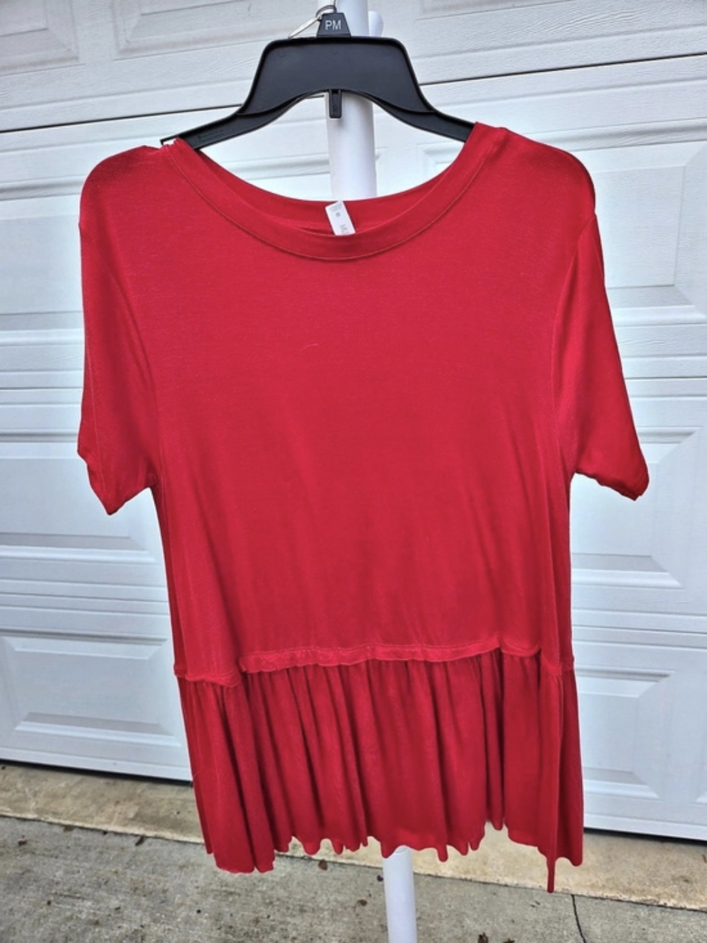 Zenana Premium Red Shirt Size Medium